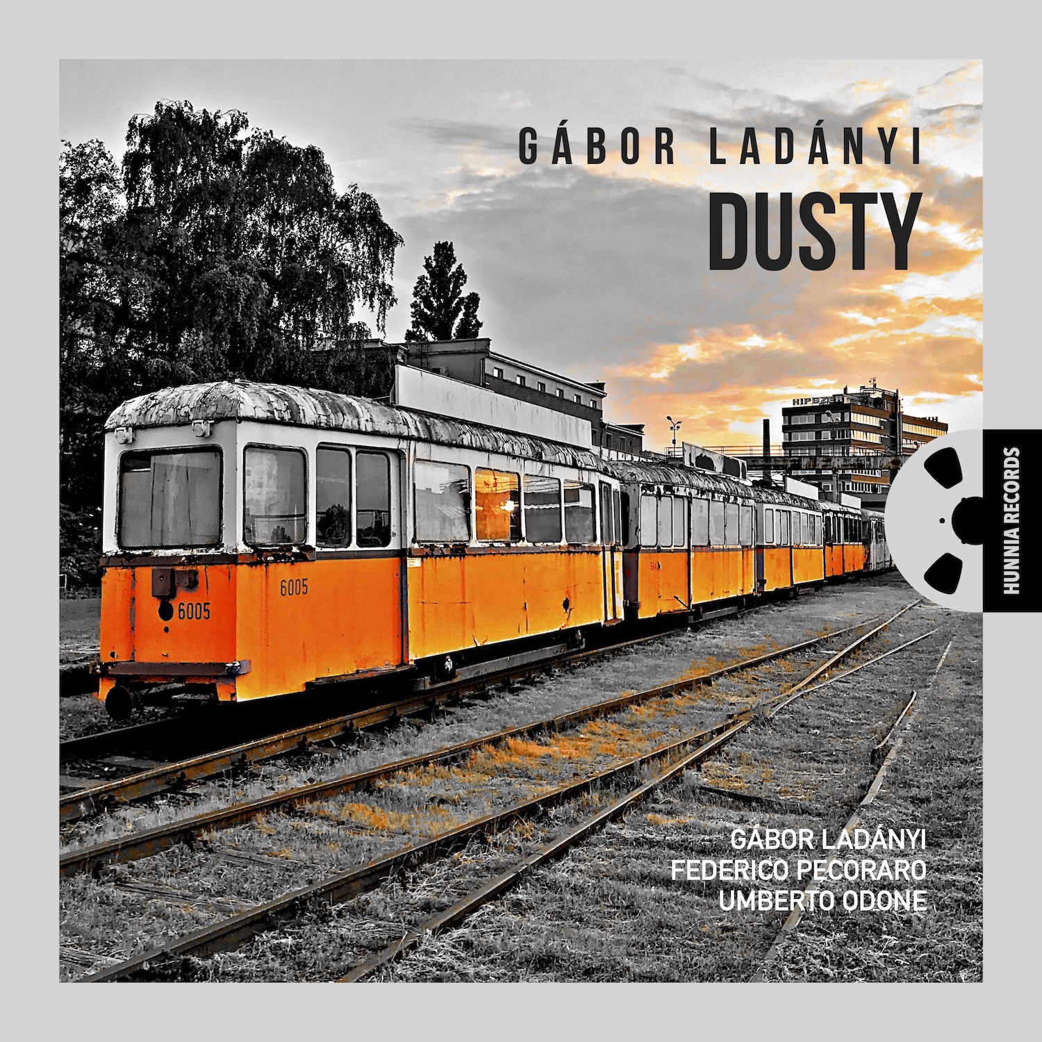 HRES2316 Gábor Ladányi &ndash; Dusty.jpg